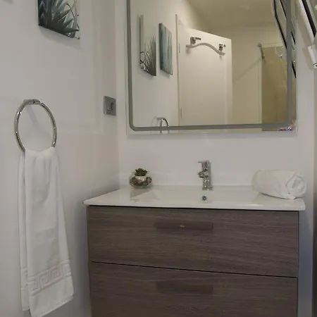 Lägenhet Moderno Apartamento Junto A Las Canteras *